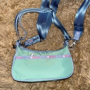 Lesportsac AEC green/blue shoulder bag/ never worn